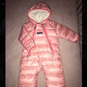 SOLD🤍 NWOT Patagonia Infant Hi-Loft Down Sweater Bunting - Rosebud Pink / 0-3M